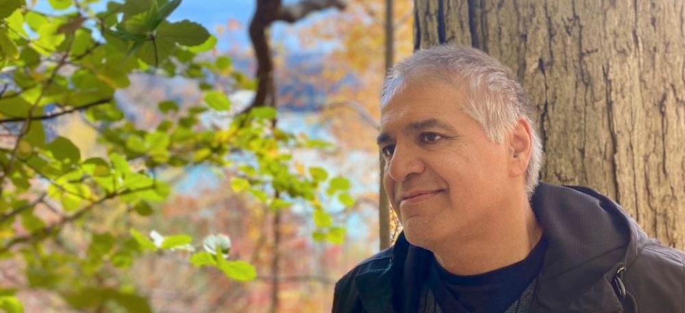  گپی با کامران انواری